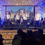 Tomislav Bralić i Klapa Intrade održali  sjajan koncert u Međugorju: Hercegovačka publika u rasprodanom amfiteatru pokazala koliko ih voli!