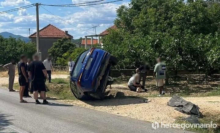 Vozilo sletjelo s ceste u Donjim Radišićima i završilo na boku