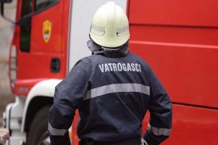 Ljubuški vatrogasci spasili stariju ozlijeđenu osobu iz zaključanog stana