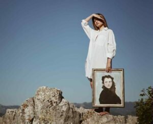 Samouka umjetnica iz Ljubuškog oduševljava vjerskim slikama, jedna stigla i do Thompsona